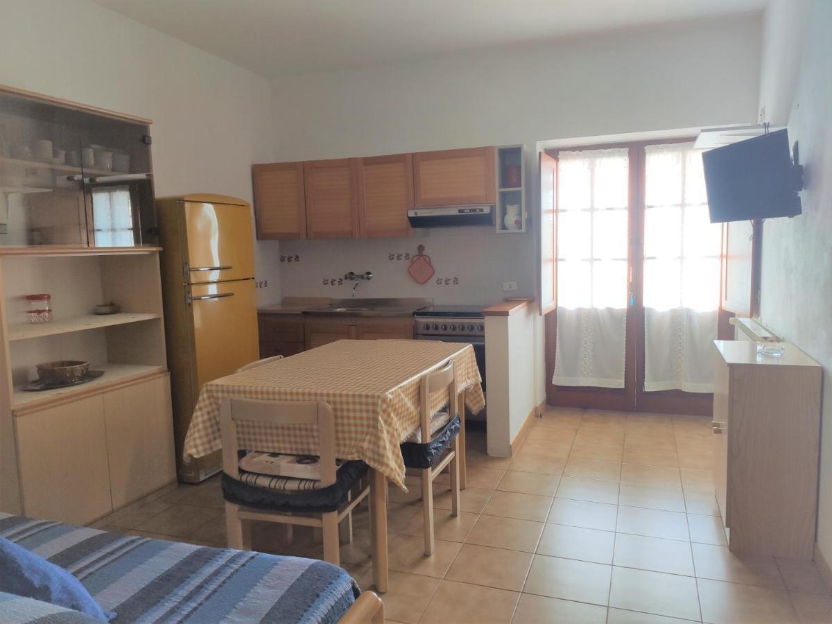 Appartamento Il Nespolo Pomonte Exteriör bild